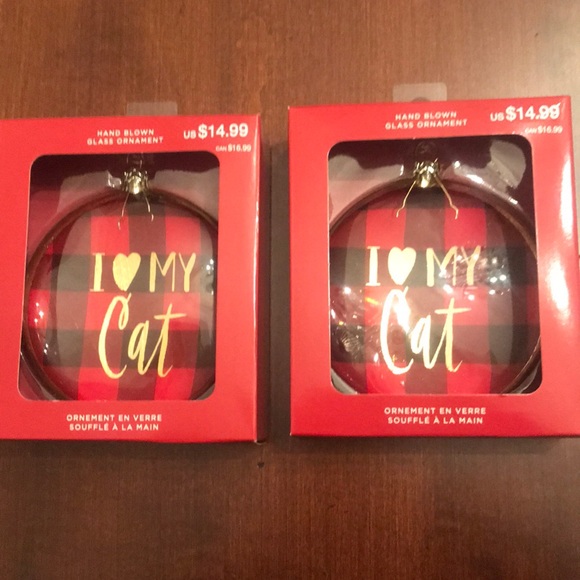 Christmas ornament that reads.. I 💛 MY CAT! - Picture 3 of 5